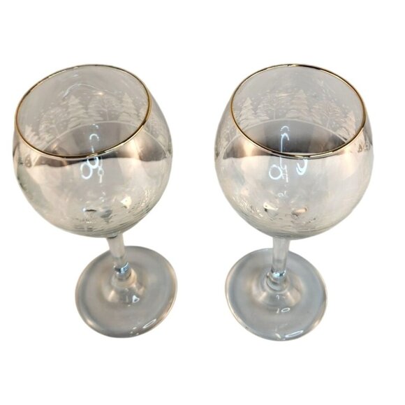 Libbey Arbys Winter Wonderland Frosted Set Scene Gold Rim Wine Glass Pair Vintag - Picture 2 of 9
